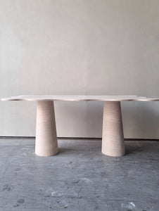 RIO Dining Table