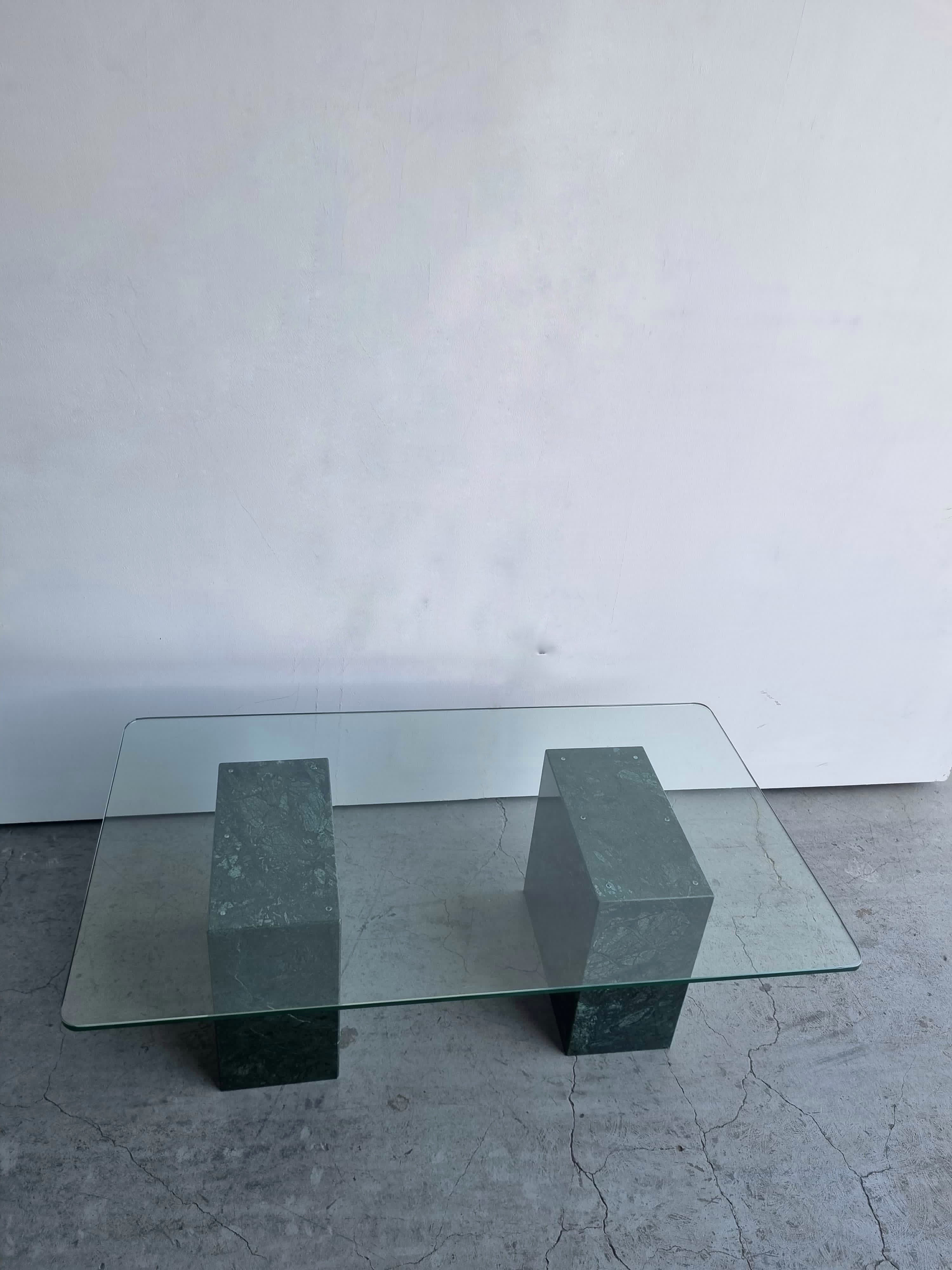 VASO Coffee Table