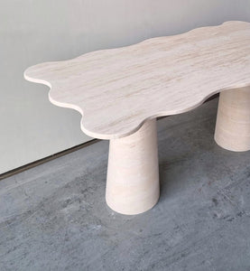 RIO Dining Table