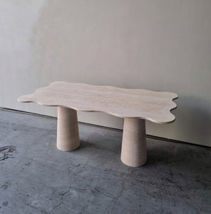 RIO Dining Table