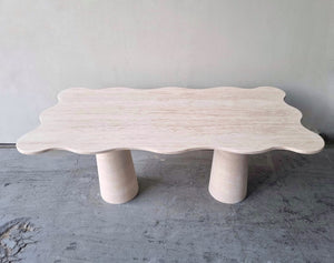 RIO Dining Table