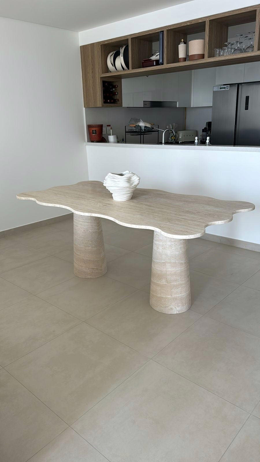 RIO Dining Table